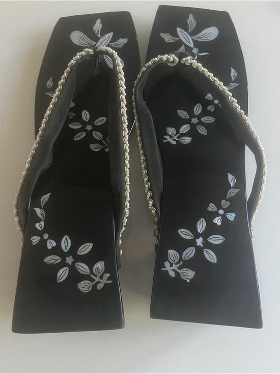 Shoes - Japanese Wooden Flip Flop